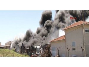 İSTANBUL'DA YANGIN! KONTROL ALTINA ALINDI!