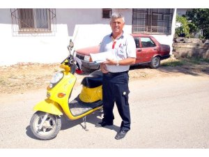 POSTACININ ALIŞKANLIĞI BAŞINA DERT OLDU