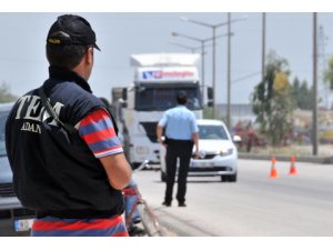 SON DAKİKA! BOMBALI ARAÇ YURDA GİRDİ EMNİYET ALARMDA!