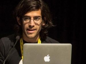 Dünyaca ünlü genç bilişimci intihar etti