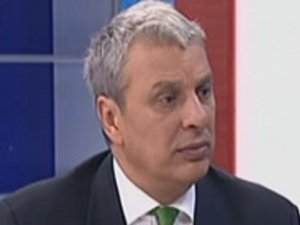 EKMELEDDİN İHSANOĞLU KAZANABİLİR