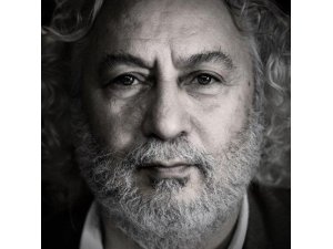 ÜNLÜ SANATÇI TWİTTER HESABI AÇMAK ZORUNDA KALDI