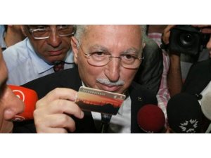 BİRİ DEVLETİN UÇAĞIYLA, DİĞERİ AKBİLLE