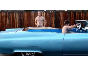 İŞTE KARŞINIZDA HAVUZLU ARABA