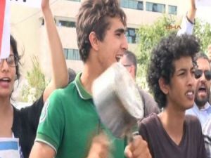 Erdoğan'a Tunus'ta protesto