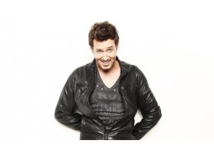 ÜNLÜ SANATÇI'DAN ERDOĞAN VİZYON TOPLANTISI AÇIKLAMASI