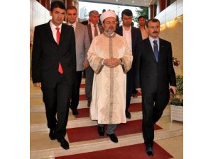 DİYANET İŞLERİ BAŞKANI'NDAN ŞAŞIRTAN AÇIKLAMA