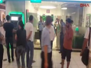 CEVAHİR AVM'DE GÜPEGÜNDÜZ BANKA SOYGUNU