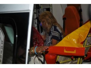 ÜNLÜ SANATÇI TRAFİK KAZASINI ŞOVA DÖNÜŞTÜRDÜ