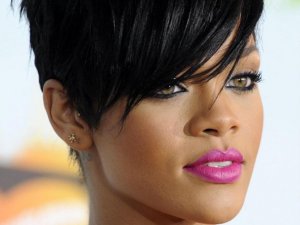 RİHANNA'NIN GOL SEVİNCİ OLAY OLDU