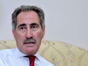 Ertuğrul Günay'dan cami mesajı