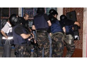 FLAŞ FLAŞ! İSTANBUL'DA DEV POLİS OPERASYONU!