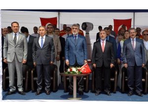 TANER YILDIZ AĞZINDAN KAÇIRDI: TÜRKİYE’DEN İSRAİL’E JET YAKITI GİTTİ!