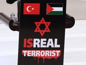 MECLİS KÜRSÜSÜNDE İSRAİL PROTESTOSU