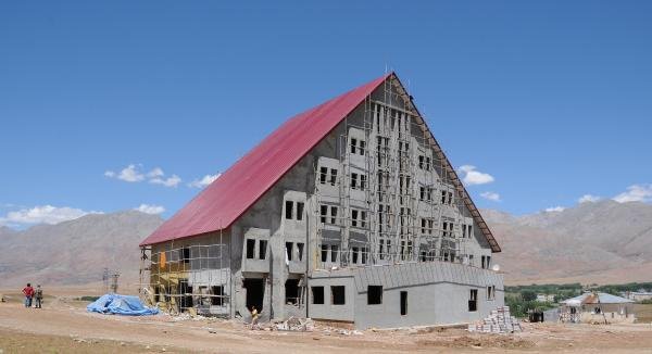 PKK'DAN TUNCELİ'DE BOMBALI SALDIRI