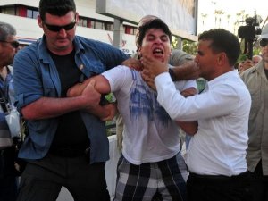 "HIRSIZLIKLARI DA ANLAT" DİYE BAĞIRDI