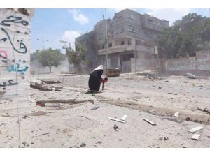 FİLİSTİNLİ ANNENİN BU GÖRÜNTÜSÜ YÜREKLERİ DAĞLADI