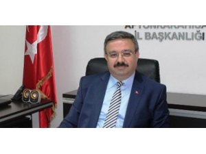 SMS'LE MİTİNGE ADAM TOPLADI, SOSYAL MEDYADA OLAY OLDU!