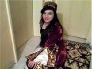 ERZURUM'DA SKANDAL: 17 YAŞINDAKİ KIZ DAYISIYLA...