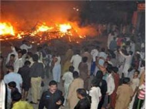 FACEBOOK PAYLAŞIMI YÜZÜNDEN 3 KİŞİ ÖLDÜ!