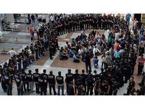 EMNİYETTE AÇIĞA ALINMA DEPREMİ