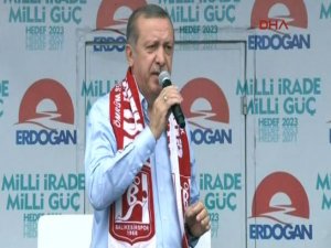 ERDOĞAN'A MİTİNGDE BİR ŞEYLER OLDU