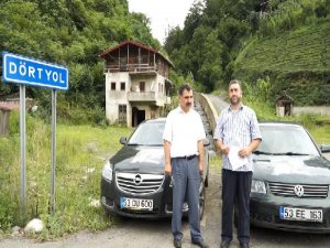 İHSANOĞLU'NUN EKİBİNE SALDIRI!