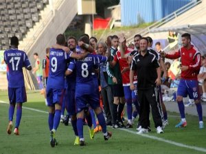 MÜTHİŞ MUTLULUK: KARABÜKSPOR TUR ATLADI