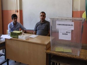 BU MAHALLEDE KİMSE SANDIĞA GİTMEDİ