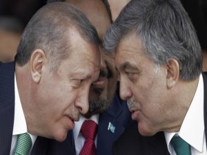 TWİTTER’DA ABDULLAH GÜL SAVAŞI!