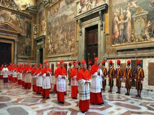 VATİKAN'DAN HİLAFET İLAN EDEN IŞİD'E ATATÜRKLÜ CEVAP!