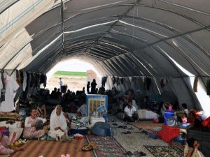 IŞİD EZİDİ KADINLARI ARAPLARA SATIYOR!