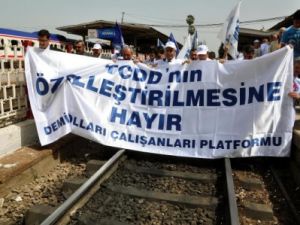 Demiryolcular Ayakta