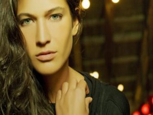 BERRAK TÜZÜNATAÇ'IN AMBULANS İSYANI