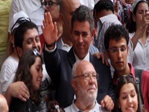 "CHP GENEL BAŞKANI ADAYI OLACAK MI ?"SORUSUNA NE YANIT VERDİ