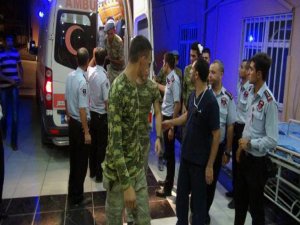 SURİYELİLER KAVGA ETTİ,7 ASKER YARALANDI