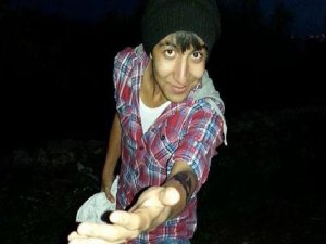 CEP TELEFONU YÜZÜNDEN HAYATINI KAYBETTİ