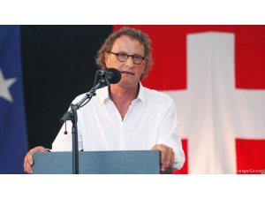 BİR FOTOĞRAF ÇEKTİ BAŞKANLIK ELDEN GİTTİ