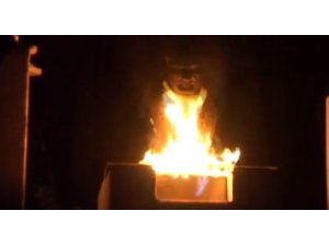 PKK YANDAŞLARI ATATÜRK BÜSTÜ YAKTI