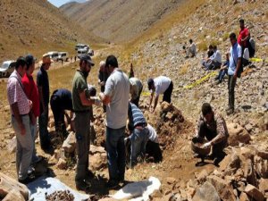 PKK'LILARA AİT TOPLU MEZAR AÇILDI