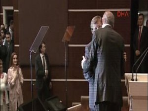 ERDOĞAN DAVUTOĞLU’NU UNUTTU