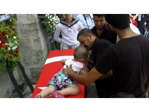 ŞEHİTLERİMİZİ ON BİNLER UĞURLADI