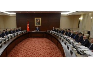 YENİ KABİNEYE SÜRPRİZ İSİMLER GELİYOR