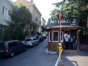 BEŞİKTAŞ, LÜKS SİTEDEKİ CİNAYETLERLE SARSILDI