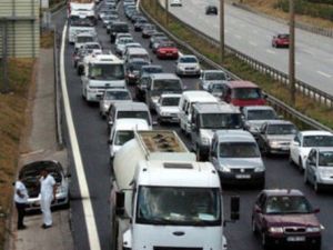 TEM ulaşıma kapandı