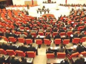 AKP’li vekilden ağır hakaretler!