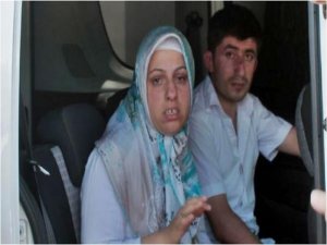 PARKTA SARILMAK YASAK DİYEREK DÖVDÜLER