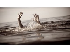 DENİZDE ERKEK CESEDİ BULUNDU