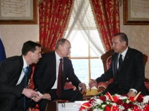 'Suriye'deki rejimin avukatı değiliz'