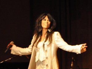 YASMİN LEVY, İZMİR'İ COŞTURDU